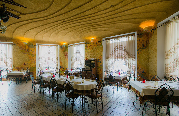 Ресторан Караван Зал с открытым мангалом