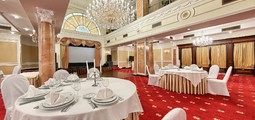 Ресторан Гранд Отель Эмеральд / Grand Hotel Emerald