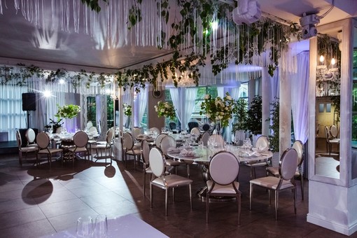 Ресторан Винити / Vinity в Таврическом саду. Основной зал до 150 человек. Фото 1
