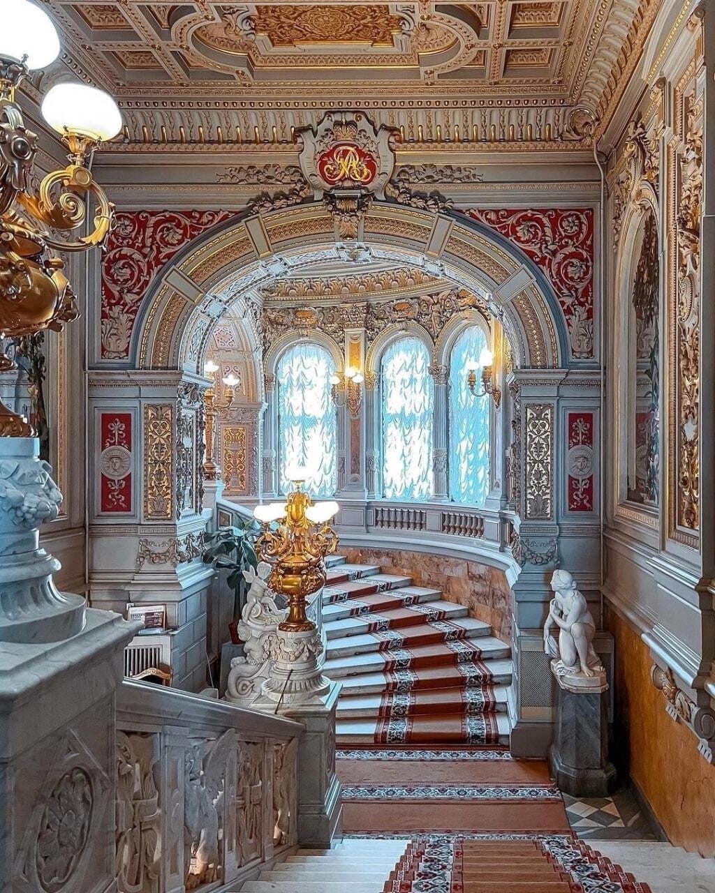 Дворец Великого Князя Владимира Парадная лестница