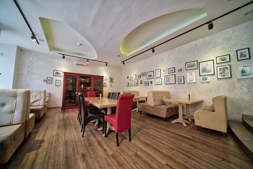 Кафе Лиман / Liman на Захарьевской. Основной зал до 40 человек. Фото 3