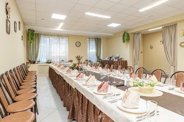 Поминальная трапеза Помним-любим в Колпино. Большой зал, фото 1