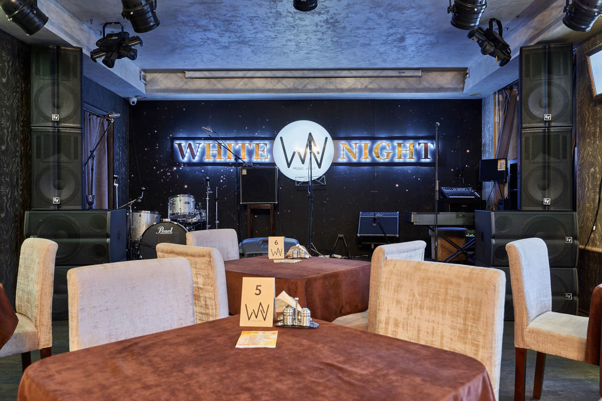 Ресторан Вайт Найт Мьюзик / White Night Music Joint