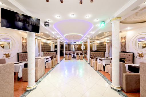 Ресторан Виноград / Vinograd. Основной зал до 80 человек. Фото 1