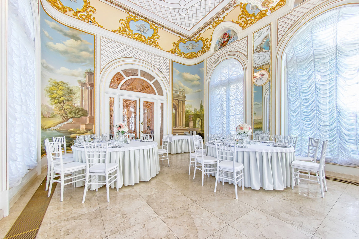 Дворец Елизаветино Мраморный зал