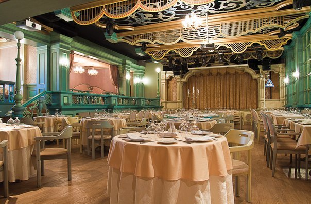 Ресторан Чаплин-Холл Основной зал