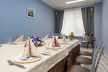Поминальная трапеза Помним-любим в Колпино. Малый зал, фото 2