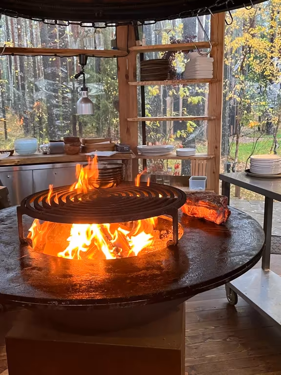 Загородный клуб Ви Лодж / We Lodge Загородный клуб полностью