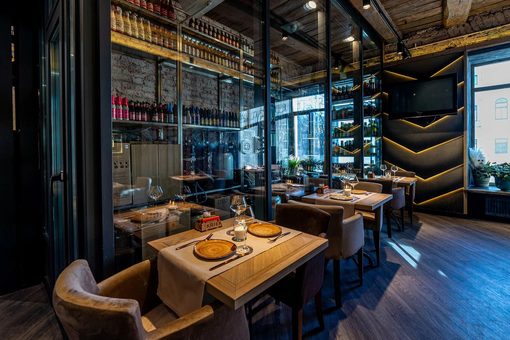 Ресторан Брассерия Крик / Brasserie Kriek на Невском. Пространство ресторана, фото 8